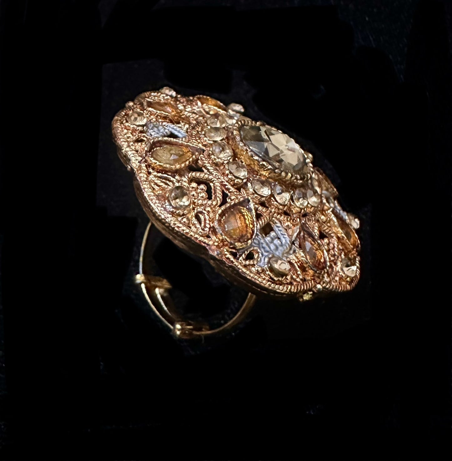 Golden Majesty Ring